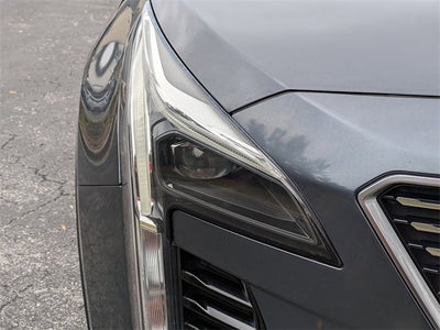 2019 Cadillac XT4 Premium Luxury