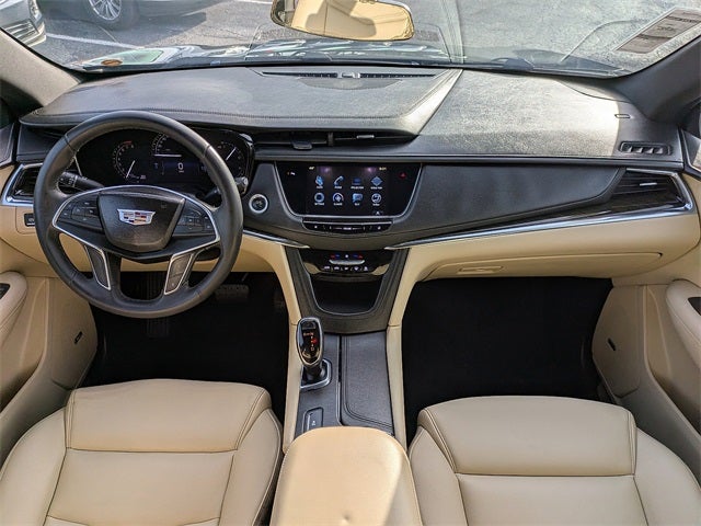 2017 Cadillac XT5 Base