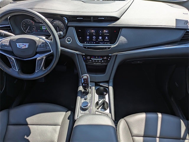 2025 Cadillac XT5 Premium Luxury