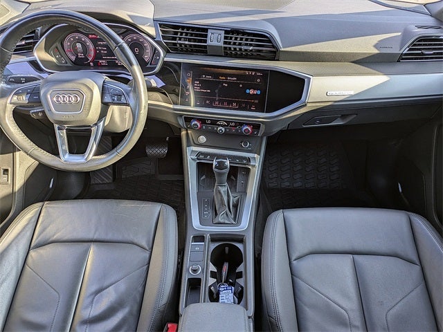 2019 Audi Q3 2.0T Prestige S line quattro