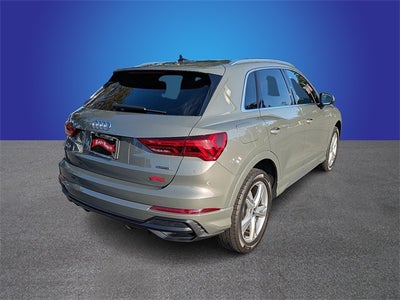 2019 Audi Q3 2.0T Prestige S line quattro