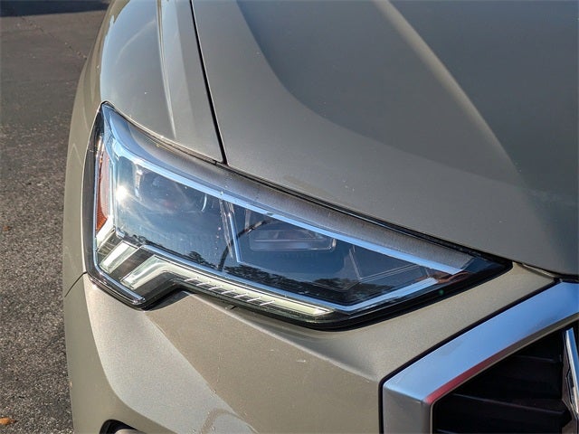 2019 Audi Q3 2.0T Prestige S line quattro