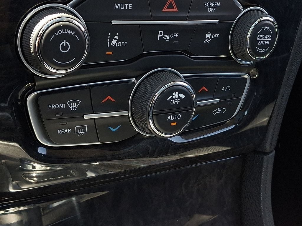 2023 Chrysler 300 Touring