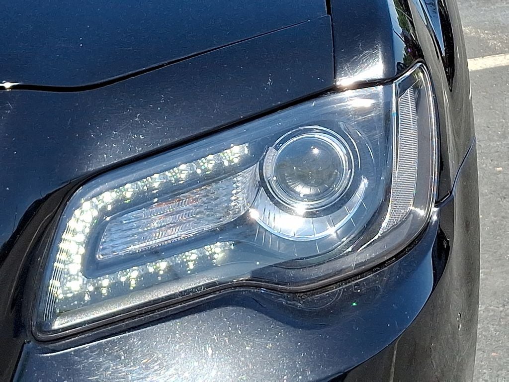 2023 Chrysler 300 Touring