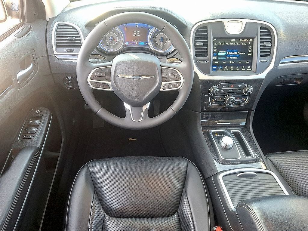 2023 Chrysler 300 Touring