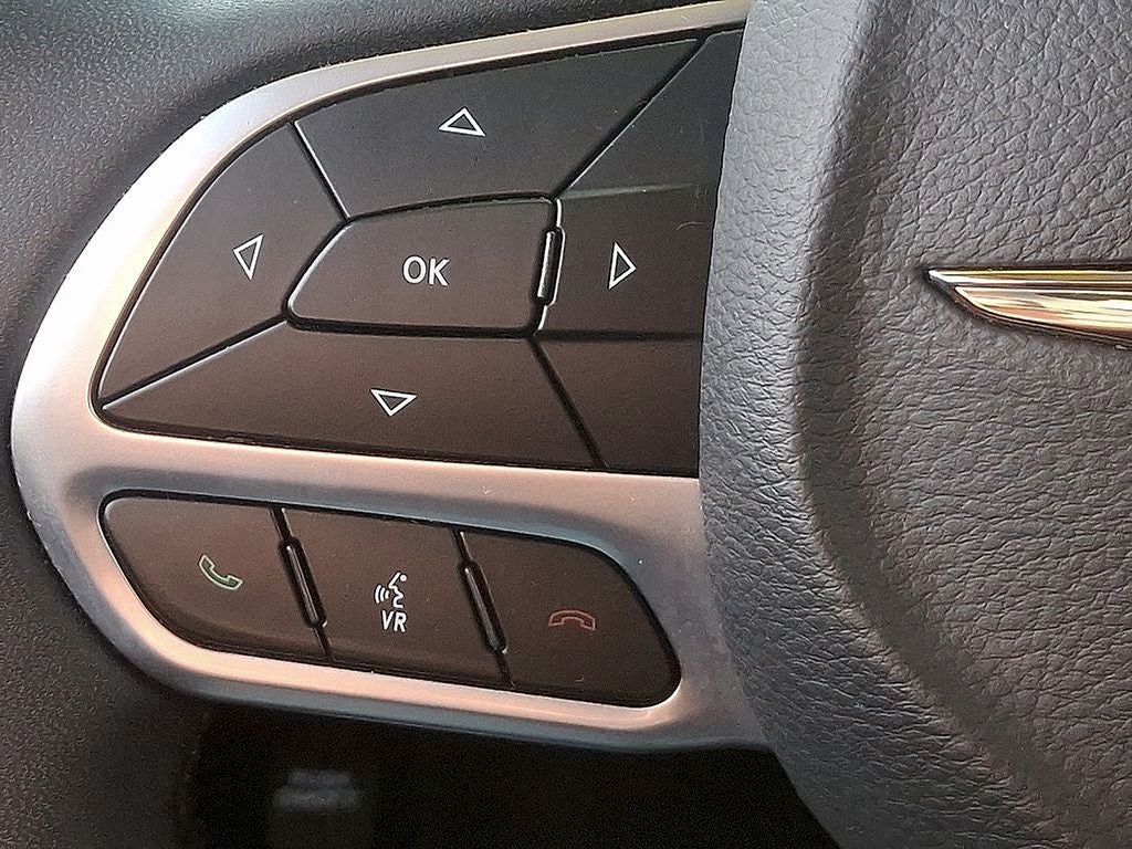 2023 Chrysler 300 Touring