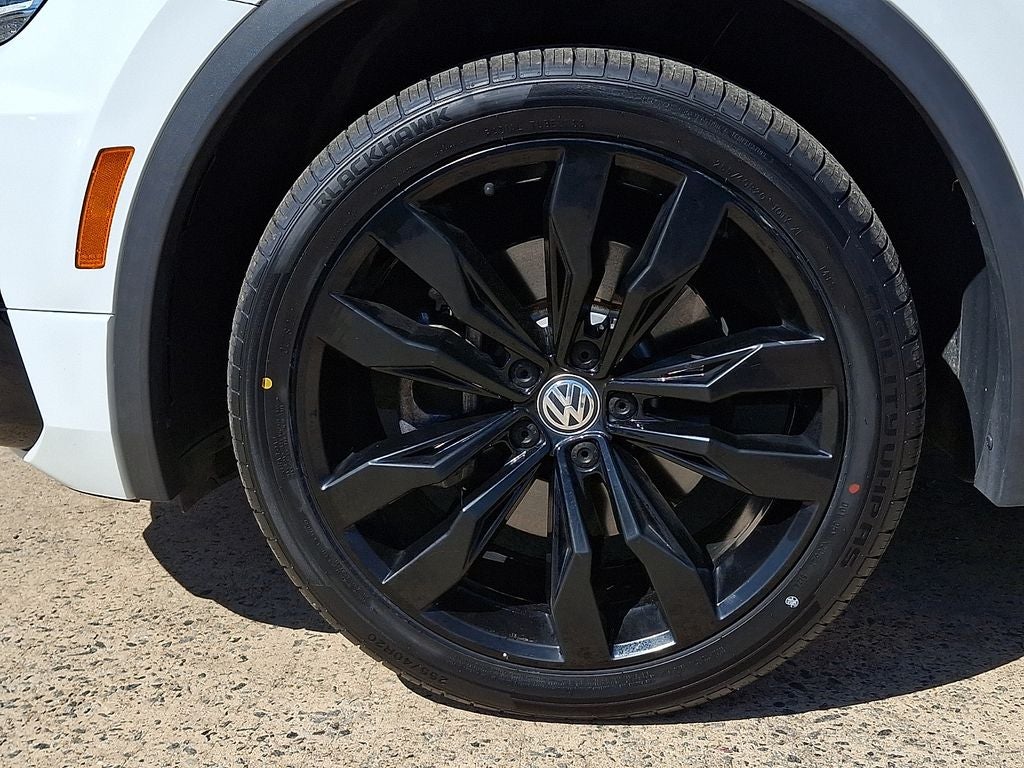2021 Volkswagen Tiguan 2.0T SE R-Line Black