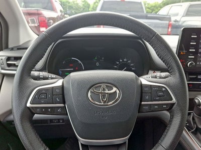 2023 Toyota Sienna XLE 7 Passenger