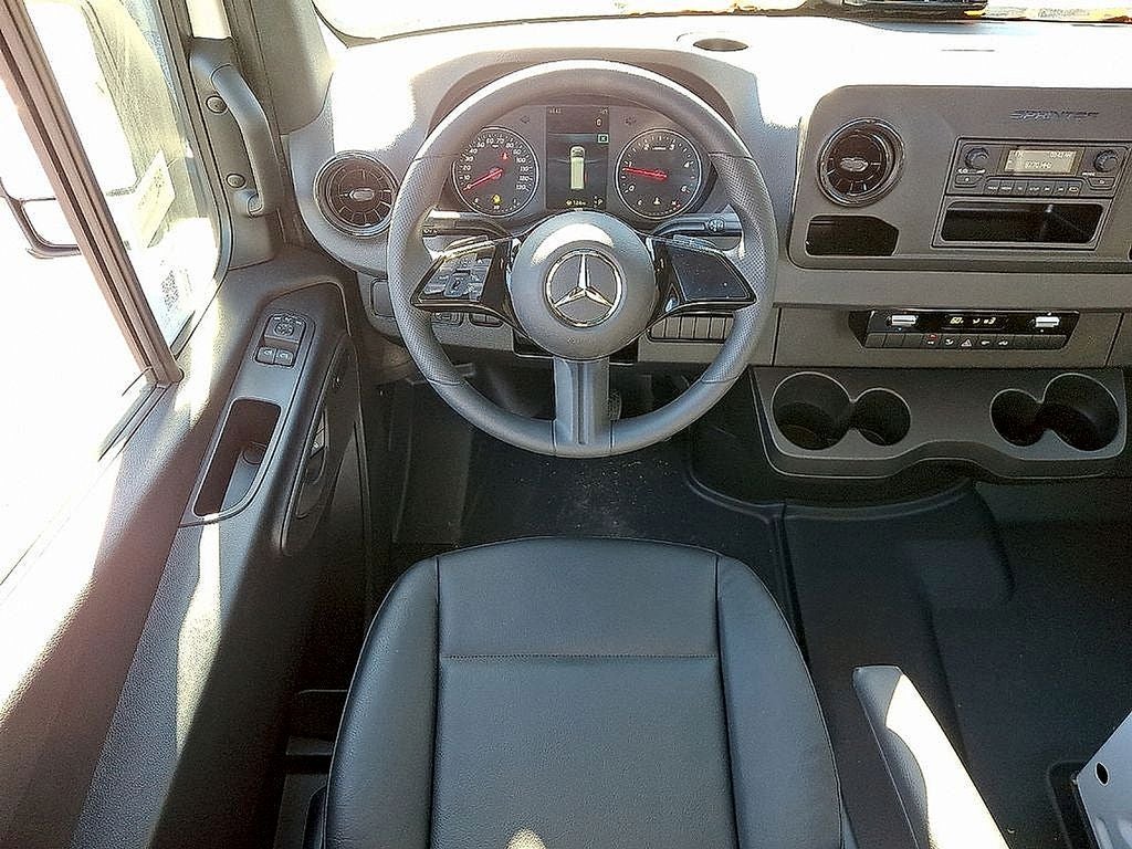 2025 Mercedes-Benz Sprinter 2500 High Roof