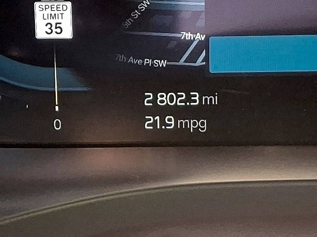 2025 Volvo XC60 B5 Core