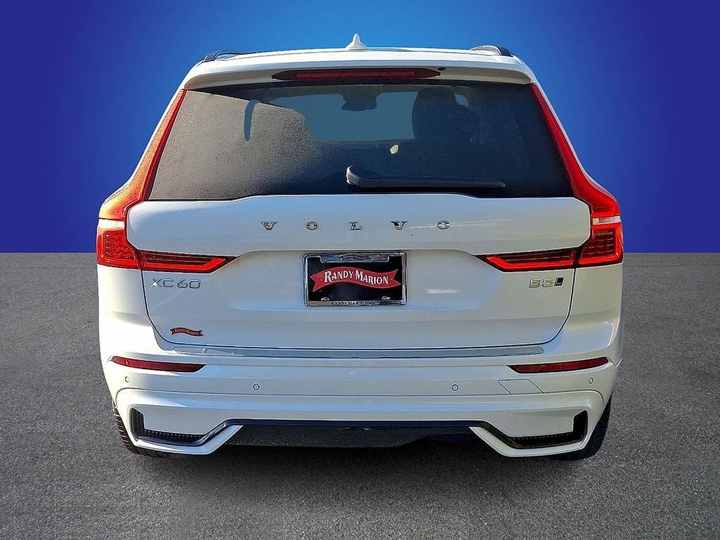 2025 Volvo XC60 B5 Core