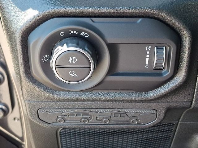 2024 Jeep Gladiator Sport