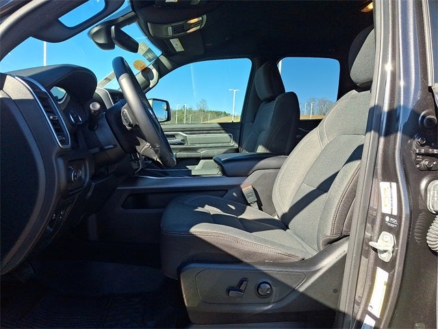 2022 RAM 1500 Big Horn Quad Cab 4x2 6'4' Box