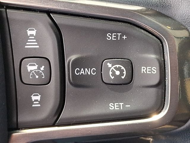 2020 RAM 1500 Limited Crew Cab 4x4 5'7' Box