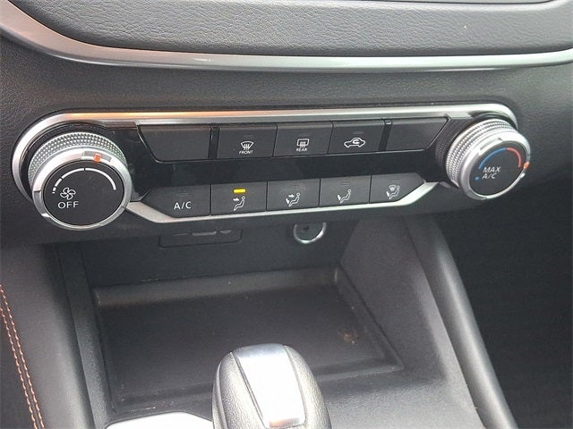 2022 Nissan Altima SR FWD