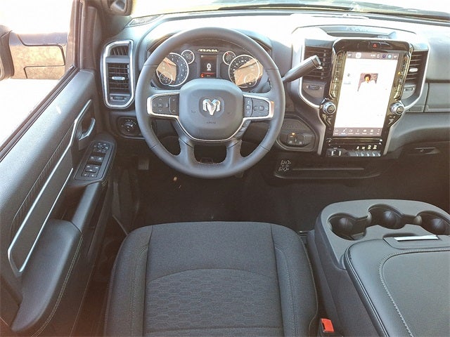 2025 RAM 2500 Big Horn Crew Cab 4x4 6'4' Box