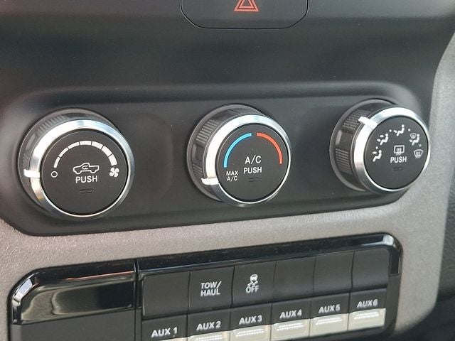 2024 RAM 5500HD Tradesman/SLT