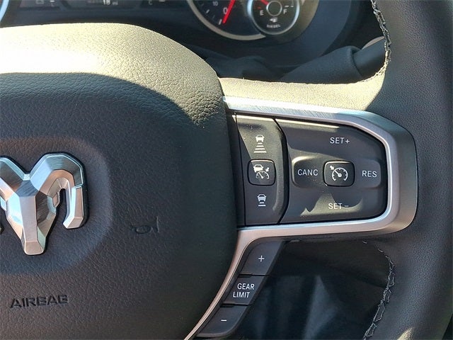 2025 RAM 5500HD Tradesman/Big Horn